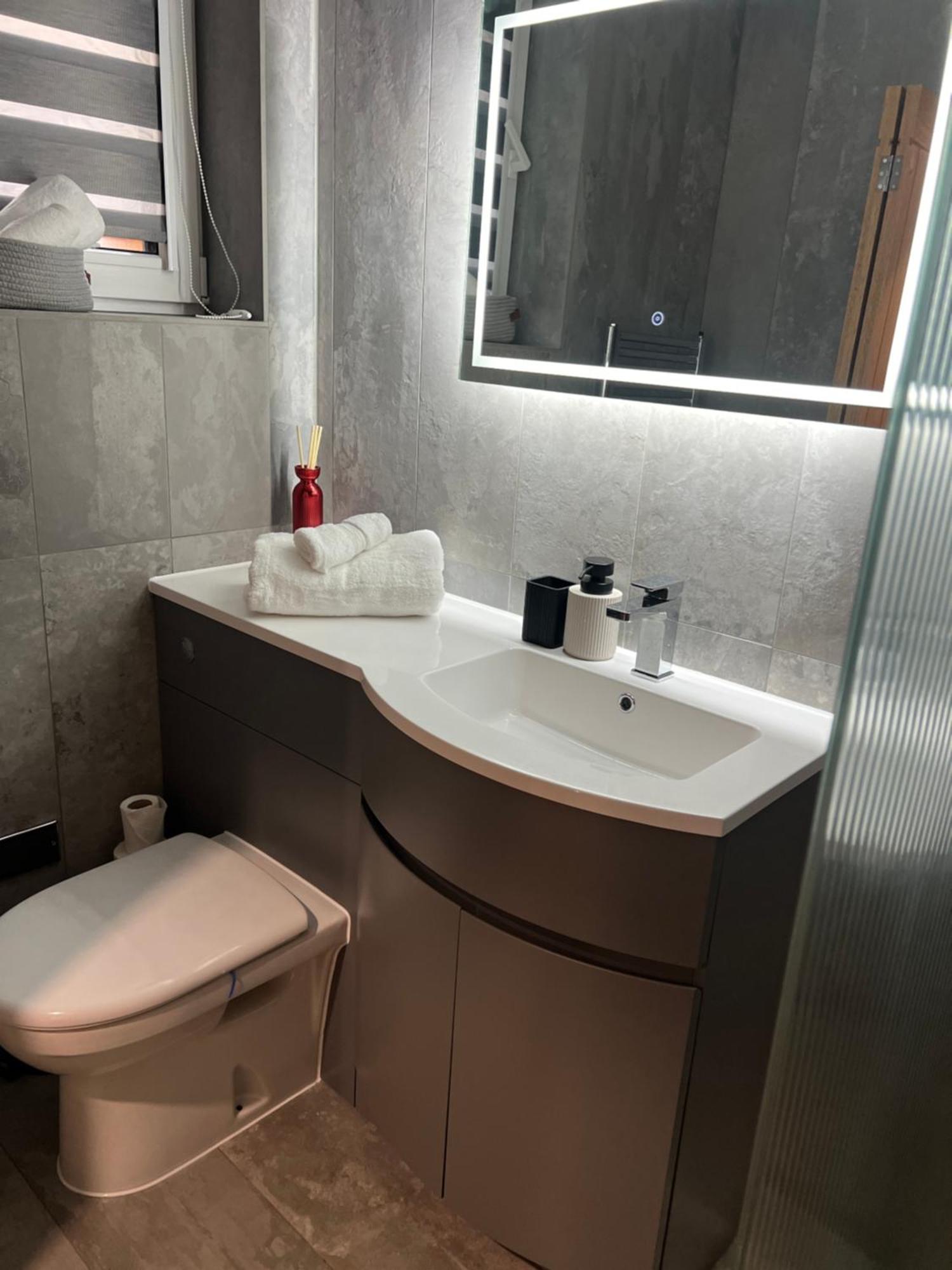 New Built Cosy Apartment Within Walking Distance Of Churchill Hospital Oxford Ngoại thất bức ảnh